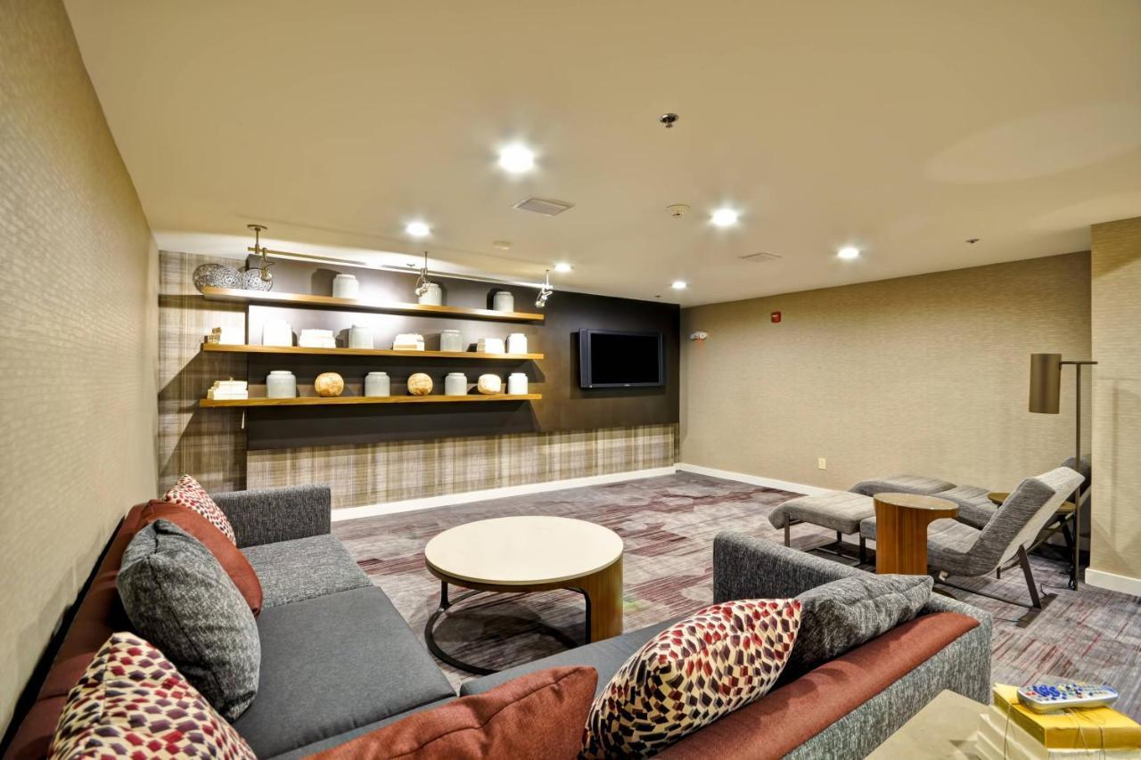 Courtyard By Marriott Jacksonville Airport/ Northeast Kültér fotó