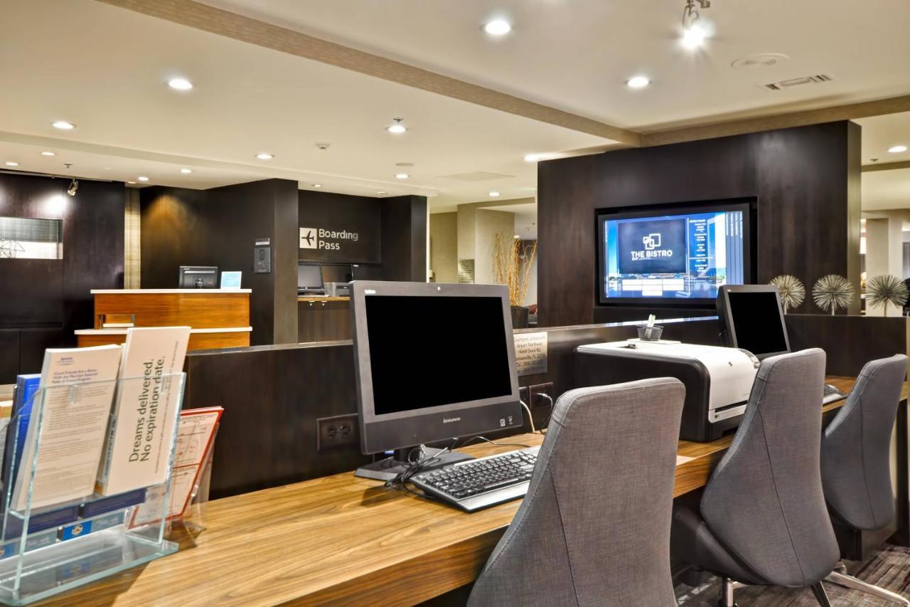 Courtyard By Marriott Jacksonville Airport/ Northeast Kültér fotó