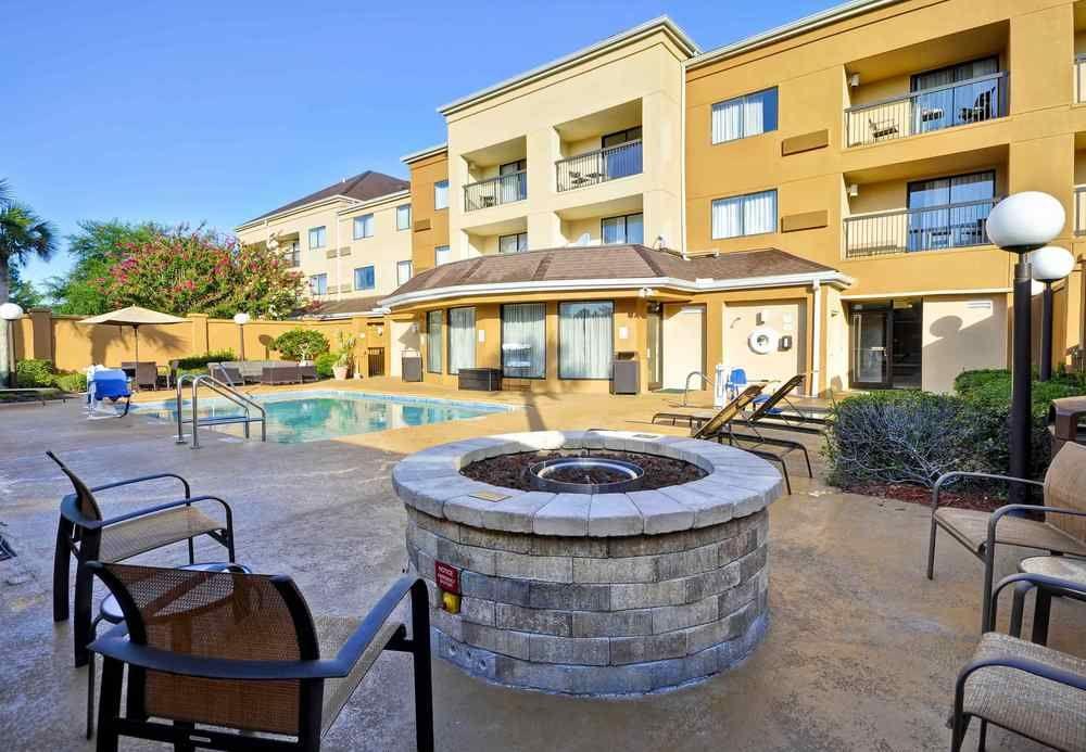 Courtyard By Marriott Jacksonville Airport/ Northeast Kültér fotó