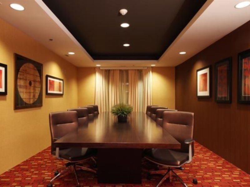 Courtyard By Marriott Jacksonville Airport/ Northeast Kültér fotó